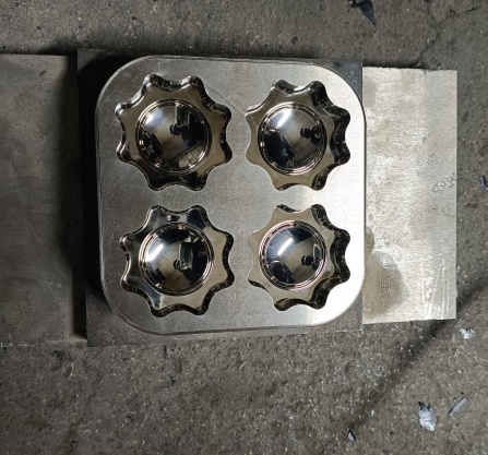 the mold of the bakelite knob 1