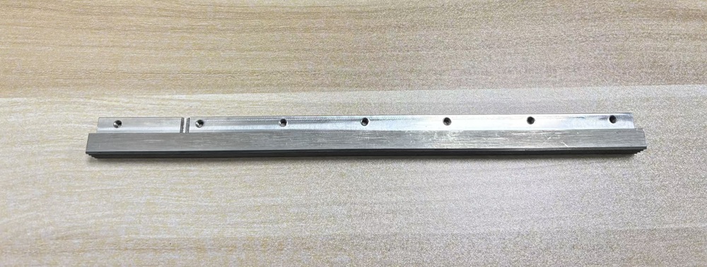 Gripper Bar Poly 1