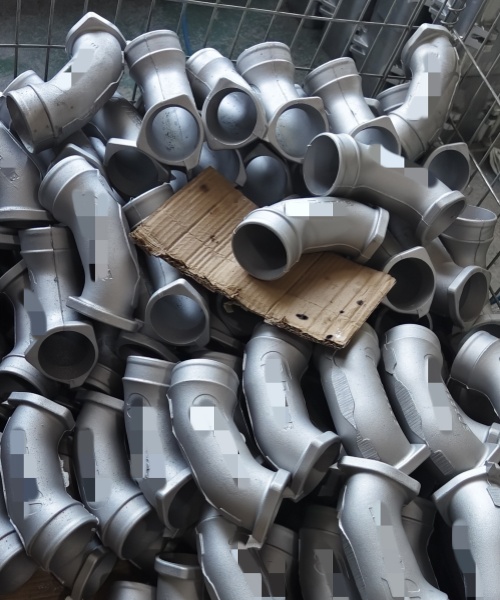 10, o parte de turnare din aluminiu urmează să măcinăm linia de despărțire