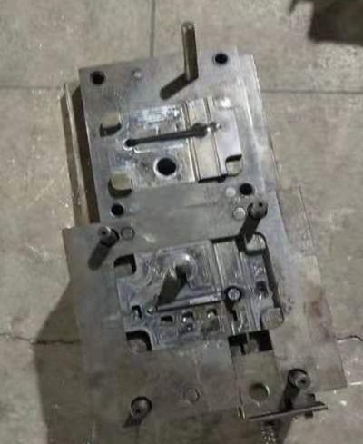 हैंडल -2 का मोल्ड