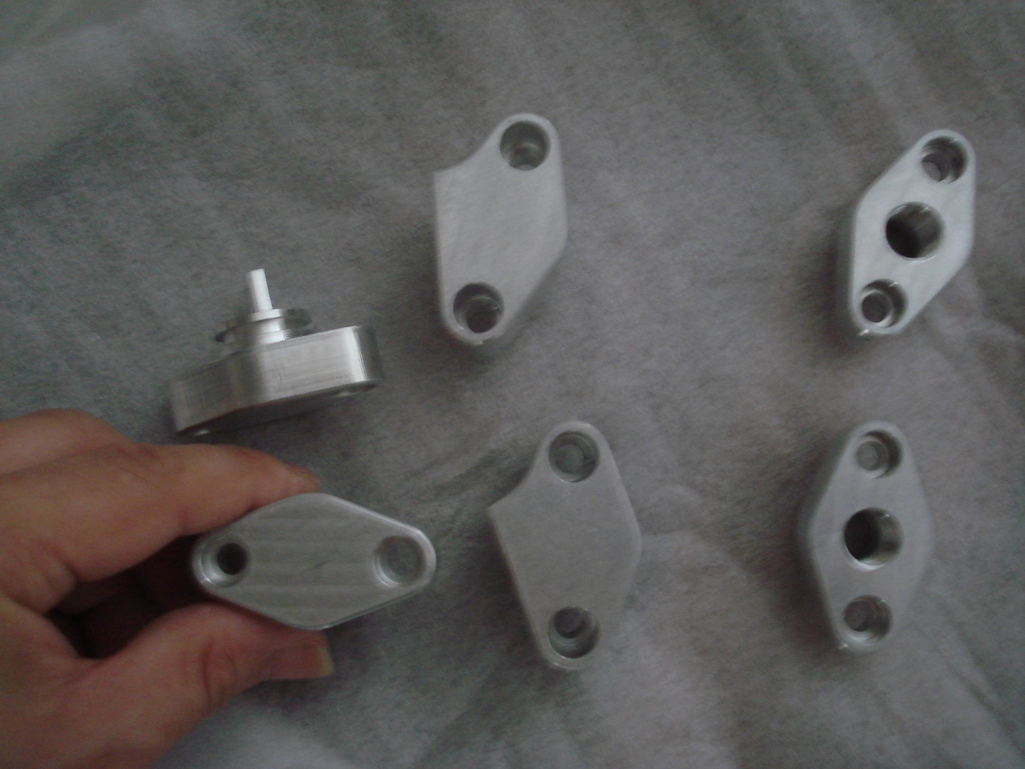 fuel rail flange2