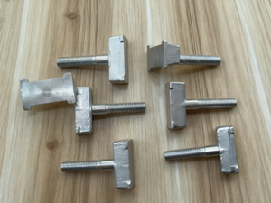 Custom Steel Hot Forginig Eccentric Bolt