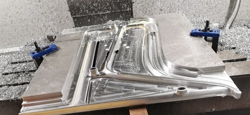 CNC -Prototypen der Beine