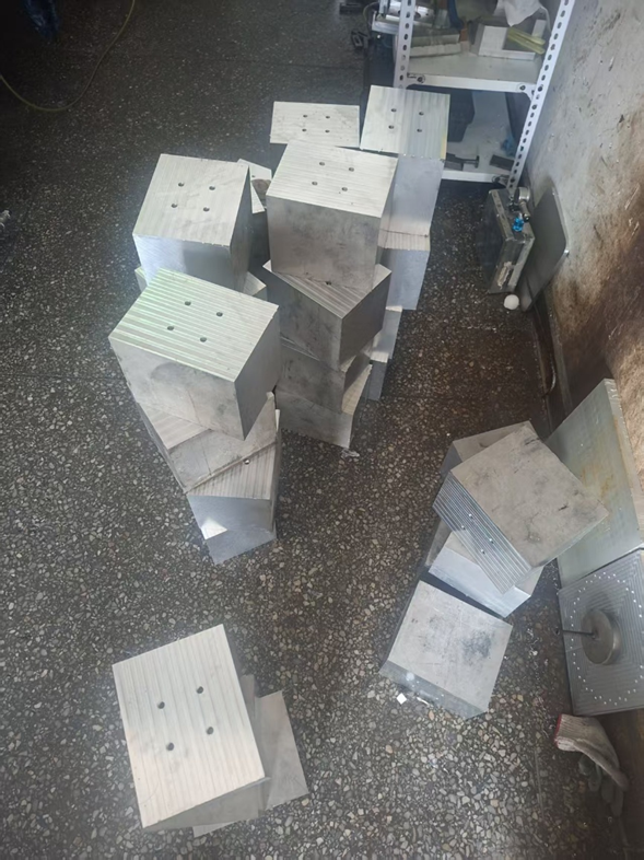 aluminum billet with location holes
