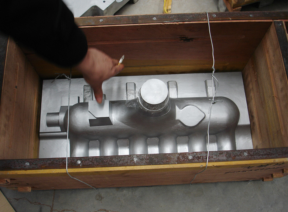1_0012_3-mould intake2