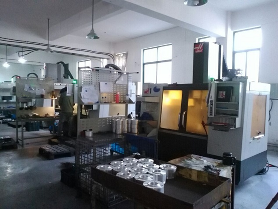 CNC bewerkt de onderdelen
