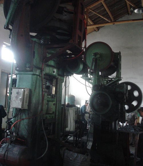 hot forging machine