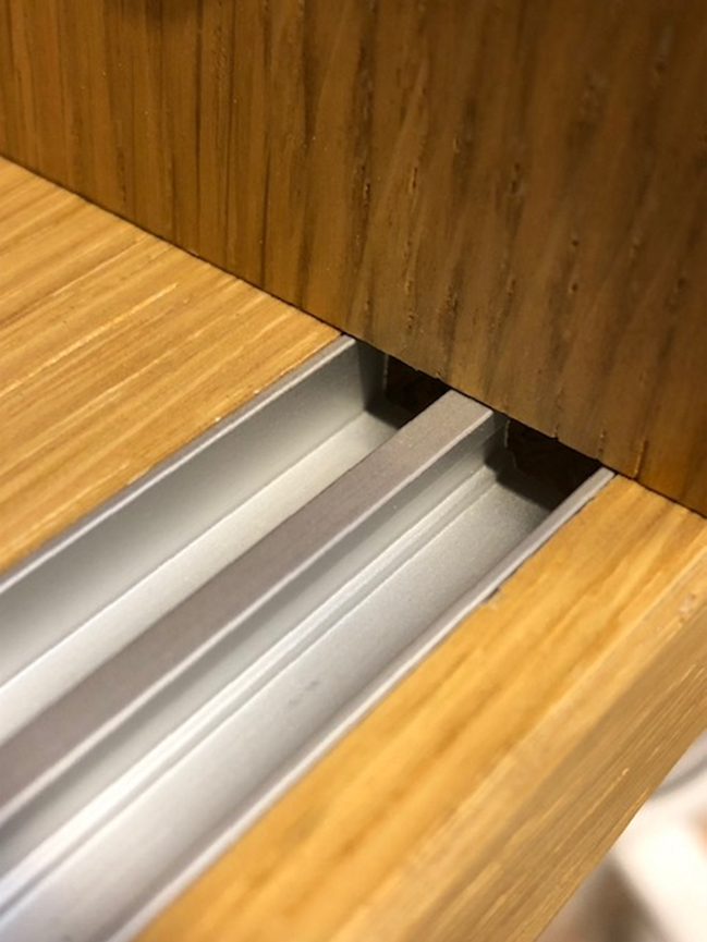 the aluminum rail assembly picture