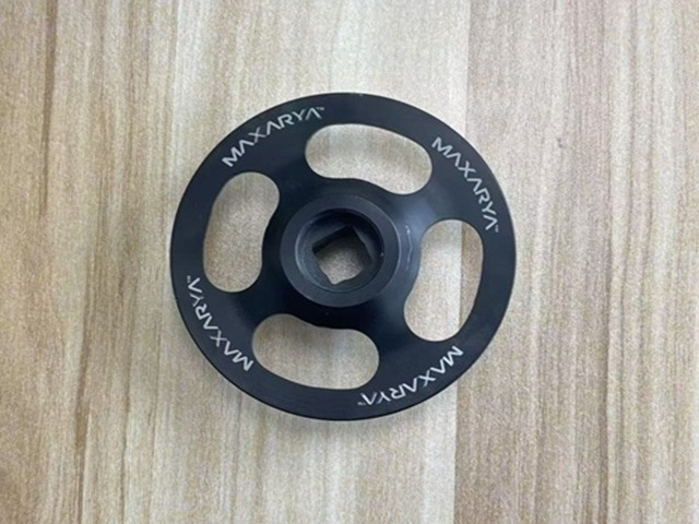 Aluminijast CNC obdelava po meri Middrive Spider
