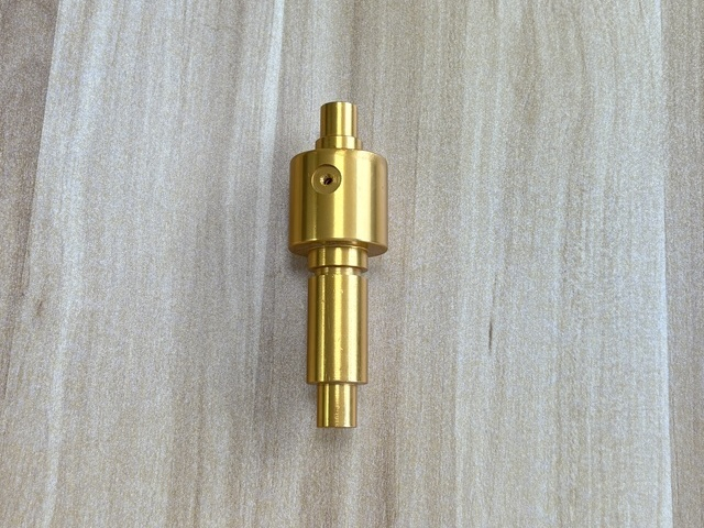 Ohišje CNC CNC, ki obrača aluminijaste motorice in Venturi