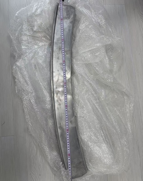 length of the table frame